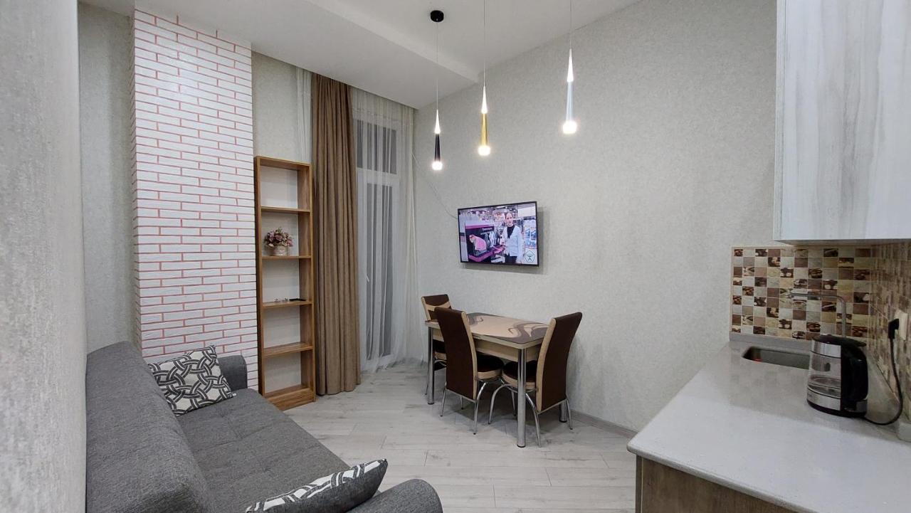 Elit Apartments Batumi Exterior photo