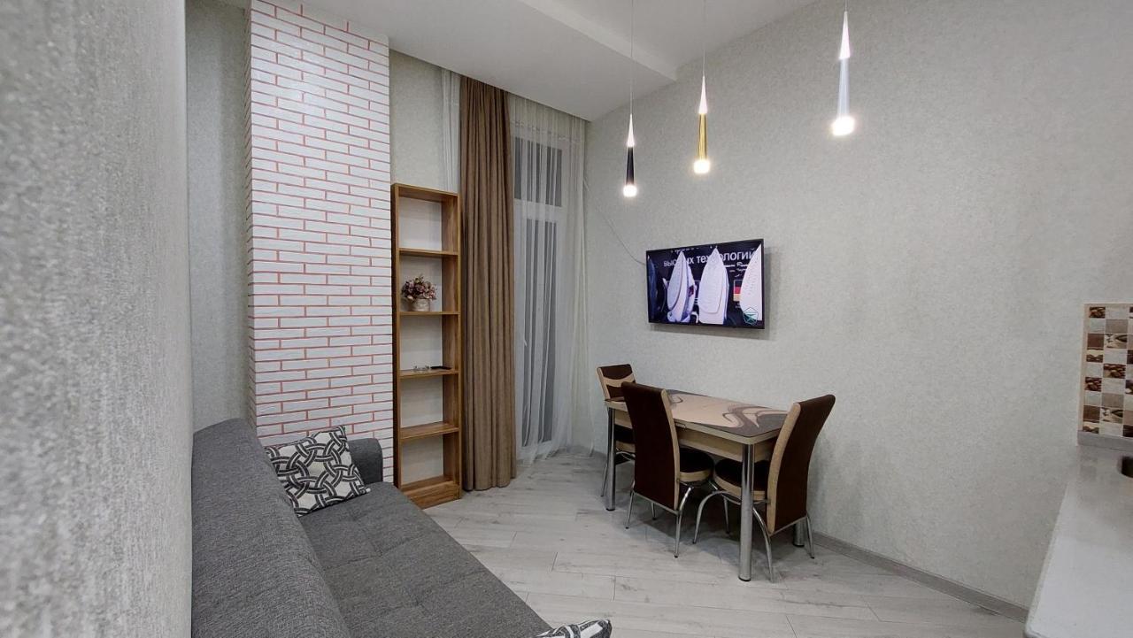 Elit Apartments Batumi Exterior photo